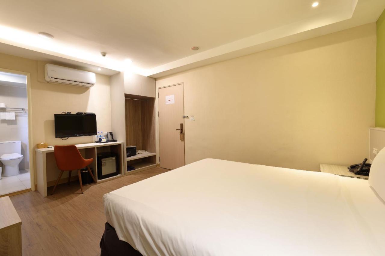 Tc Hotel - Hualien Zhongxiao Kültér fotó