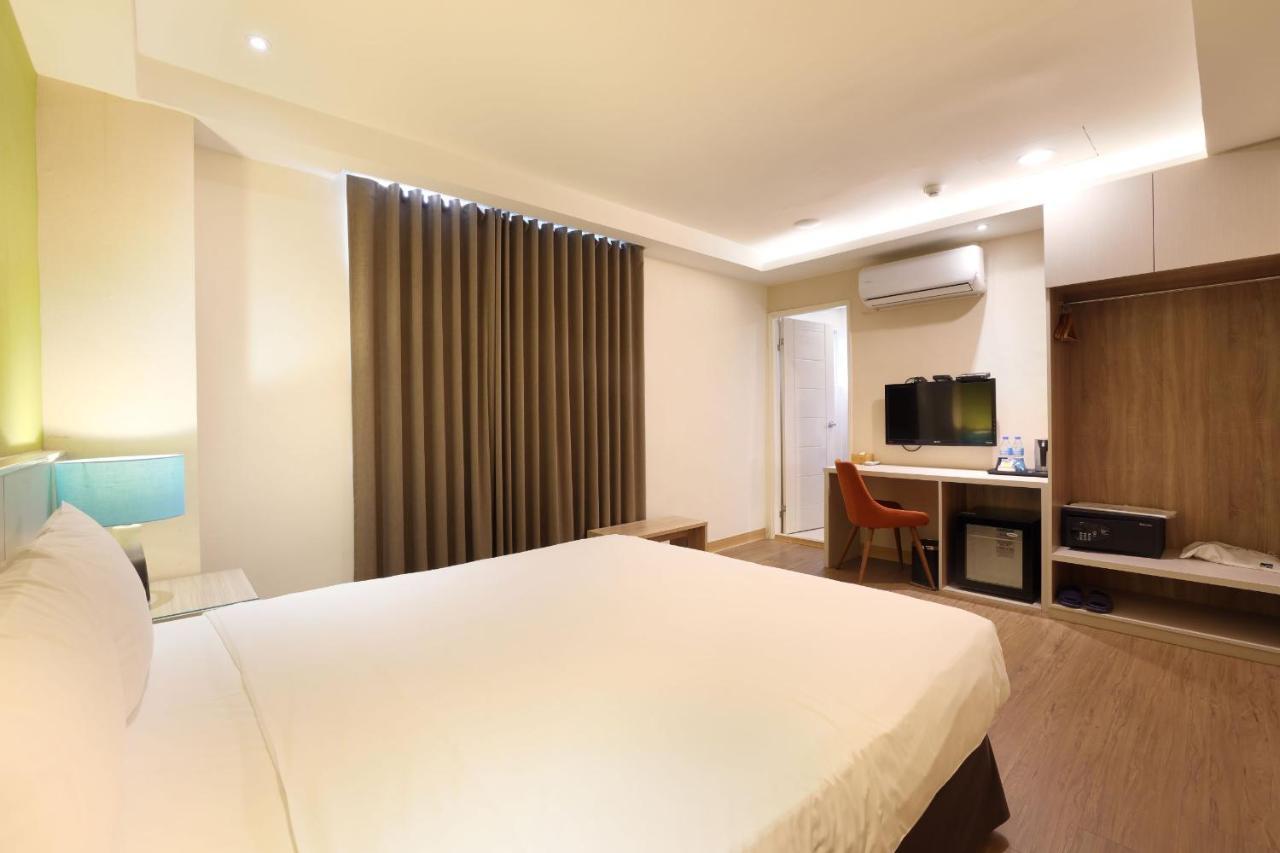 Tc Hotel - Hualien Zhongxiao Kültér fotó