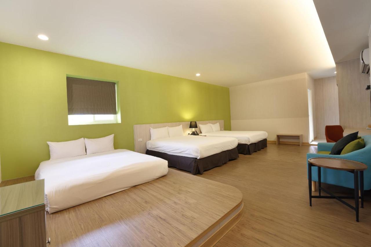 Tc Hotel - Hualien Zhongxiao Kültér fotó
