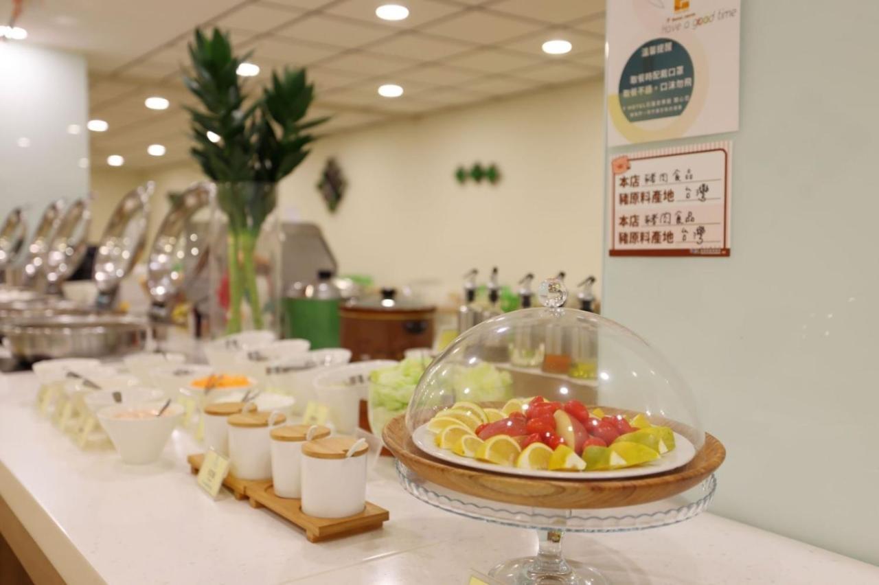 Tc Hotel - Hualien Zhongxiao Kültér fotó
