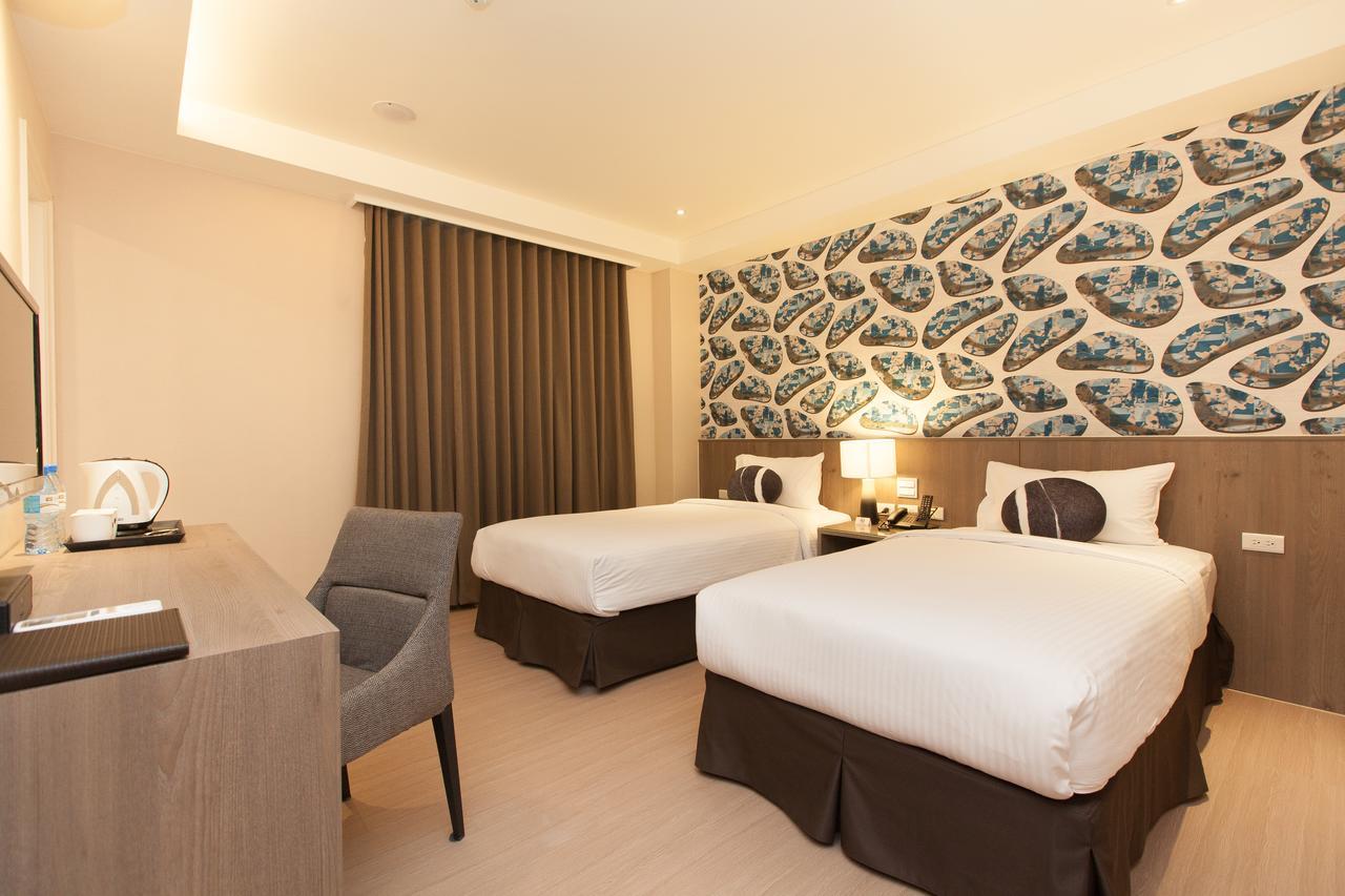 Tc Hotel - Hualien Zhongxiao Kültér fotó