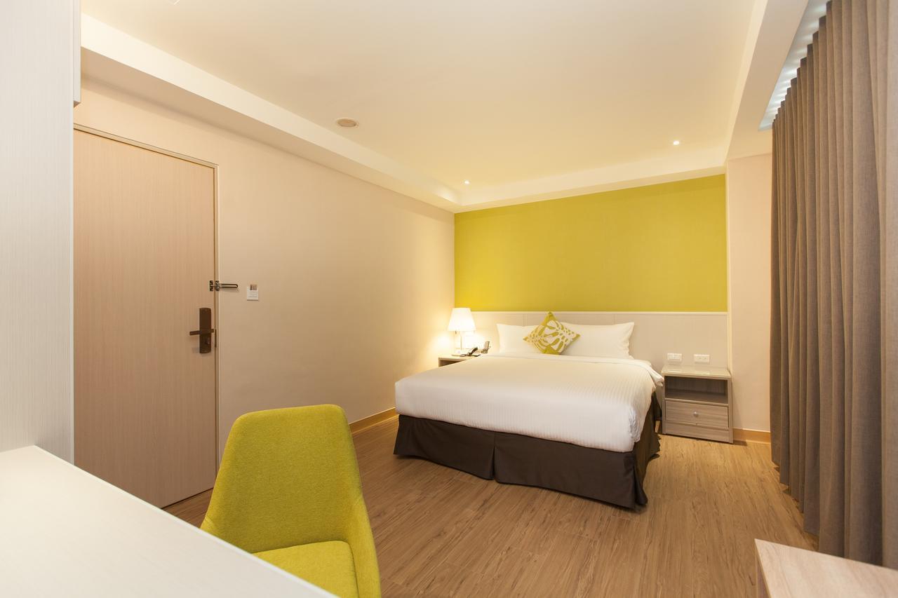 Tc Hotel - Hualien Zhongxiao Kültér fotó